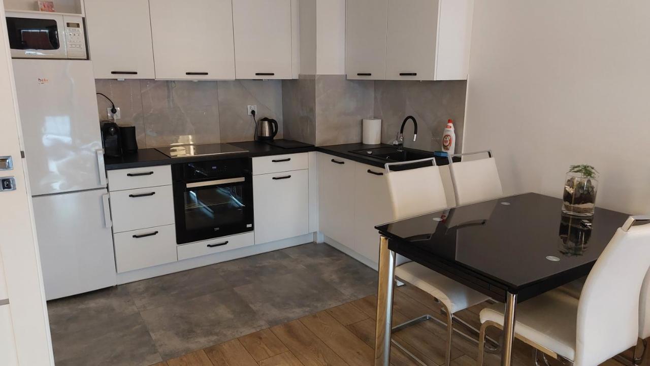 Jasmin Arkadia Apartment Varşovia Exterior foto
